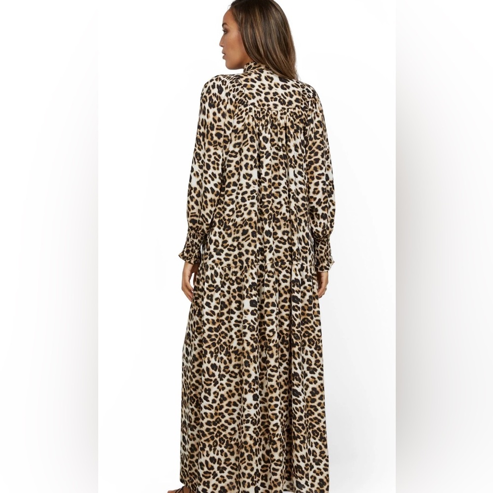 Leopard Maxi Dress - Picture 2 of 9